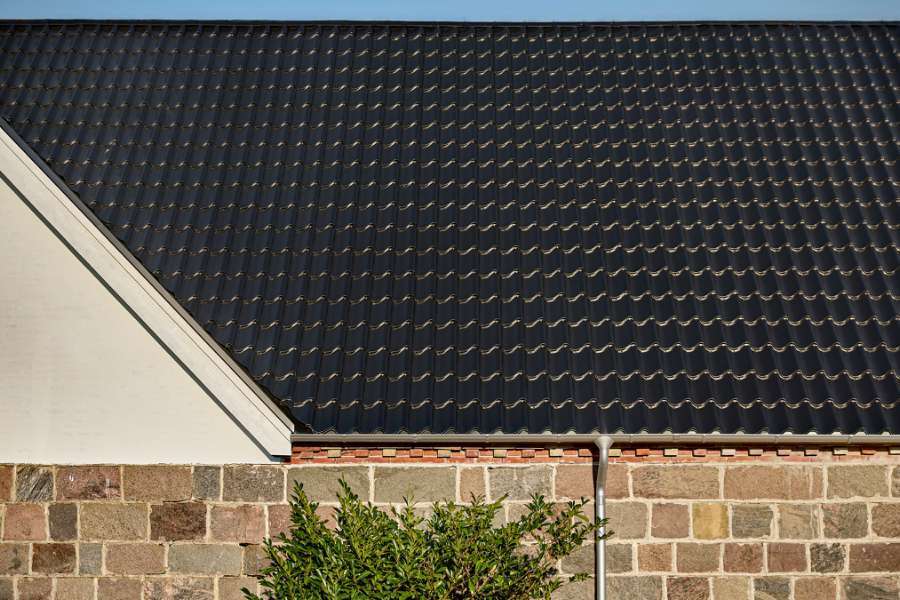 Fra fæstebonde-gård til fremtidssikret landbrug med moderne stålprofiler, 