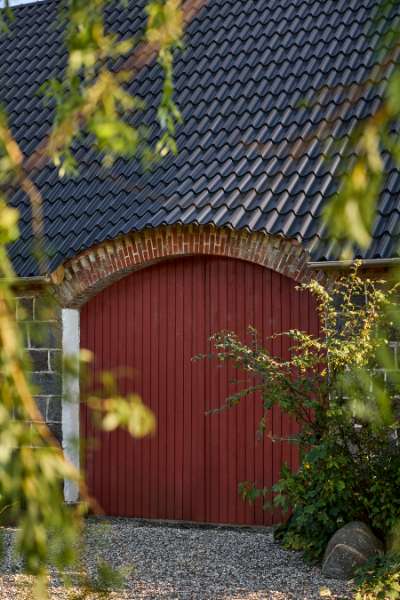 Fra fæstebonde-gård til fremtidssikret landbrug med moderne stålprofiler, 